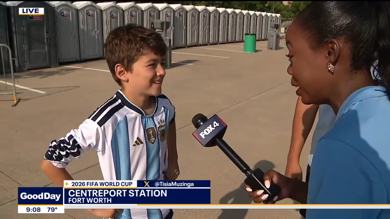 Fans get ready to watch Messi at Dallas Stadium